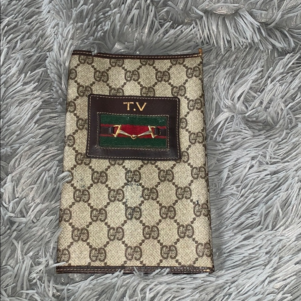 ❤️ vintage GUCCI TV guide cover ❤️